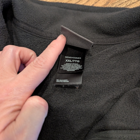 North Face Black Fleece Top (XXL) - Picture 5 of 6